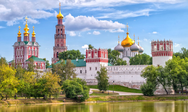 Россиянку обокрали во время исповеди в монастыре